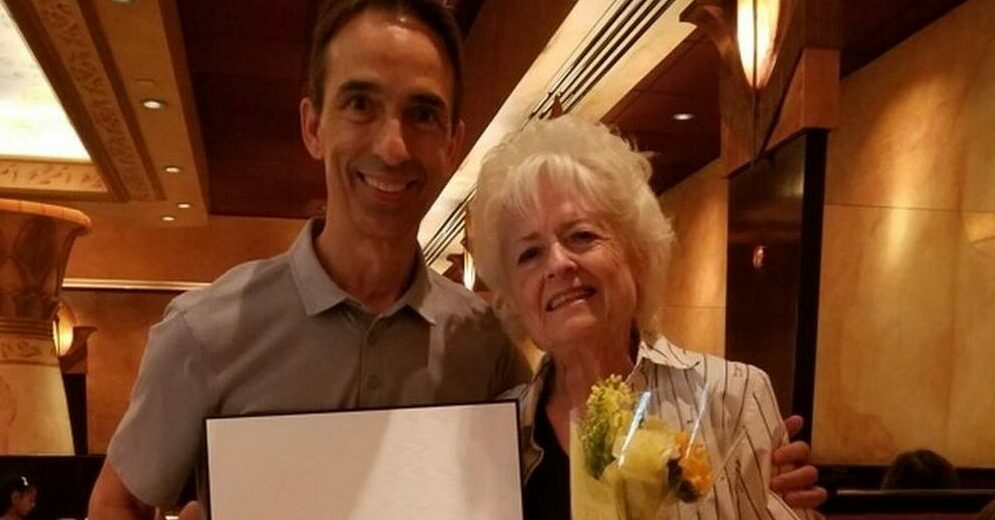 Dr. Hansen and Gloria Presidential Award