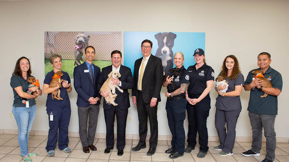 Governor Ducey visit AZ Gives Day